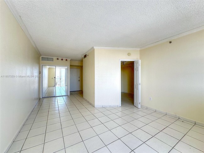 Building Photo - 2829 Indian Creek Dr