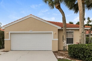 Building Photo - 2638 Country Golf Dr