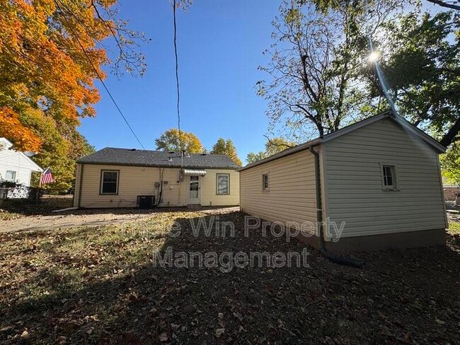 Building Photo - 295 Brackleigh Ln