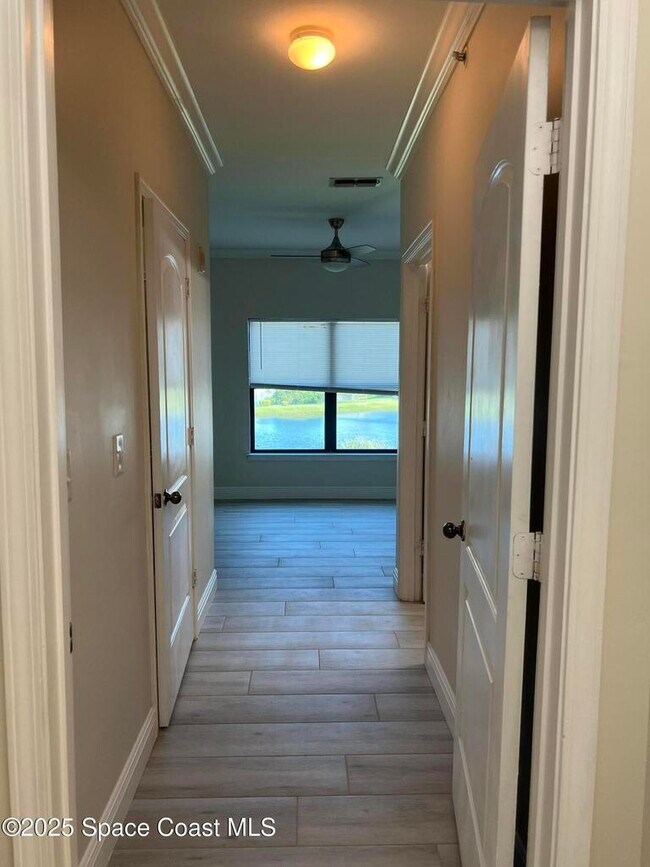 Building Photo - 6421 Borasco Dr