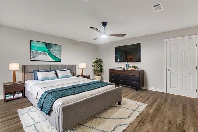 Building Photo - 4702 Spring Ln