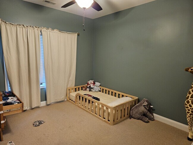 Building Photo - 5 Bedroom 3 Bath home in The Preserve at Tidewater Sneads Ferry