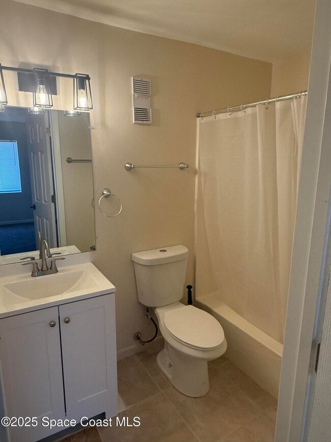 Building Photo - 124 San Juan Cir