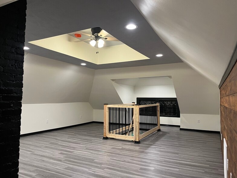 Living room - 426 1st St SW