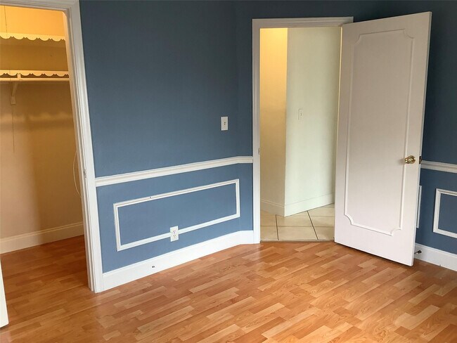 Building Photo - 4481 NW 1st Terrace