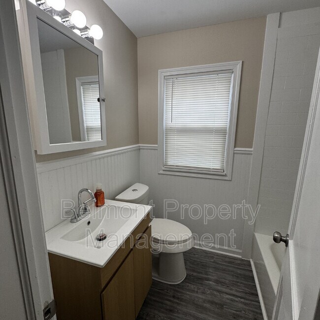 Building Photo - 19770 Kingsville St