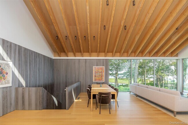 Building Photo - 47L S Ferry Rd