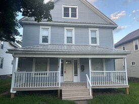 Building Photo - 210 Dixon Ave
