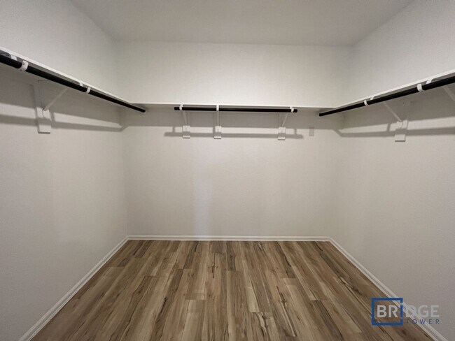 Building Photo - 3315 Aster Mdw Wy