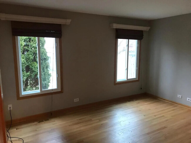 Building Photo - 110 Filbert Dr