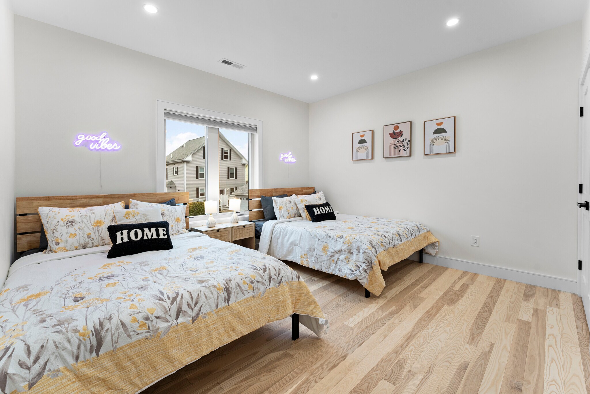 Building Photo - 21 Bolton St