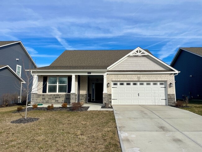 Building Photo - 3 Bed 2 Bath Available Now In Mccordsville!