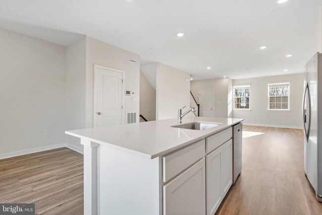 Building Photo - 7428 Fern Gully Way