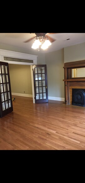 Building Photo - 1145 Jaeger St