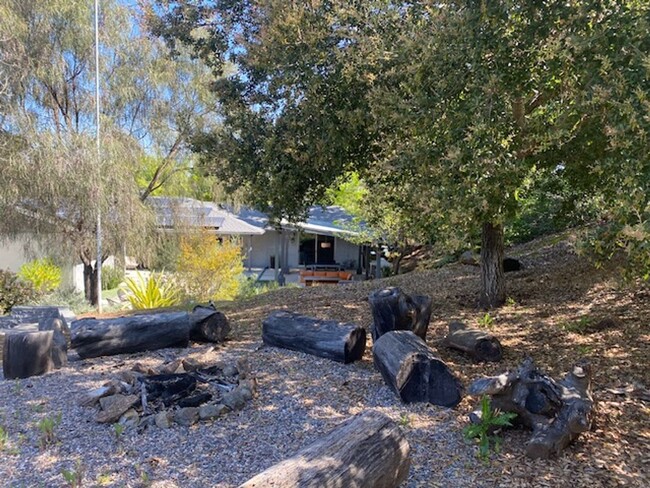 Building Photo - Gorgeous Poway Ranch Home