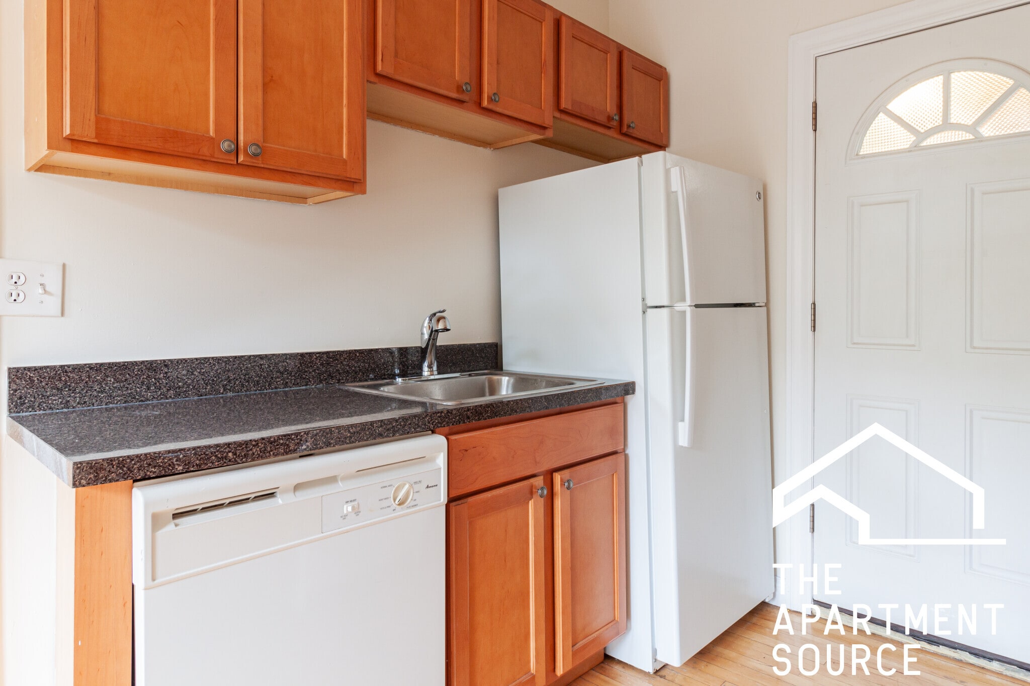 Building Photo - 3824 N Fremont