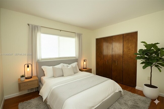 Building Photo - 2780 SW 33rd Ave