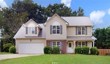 Building Photo - 10 Valley View Ct