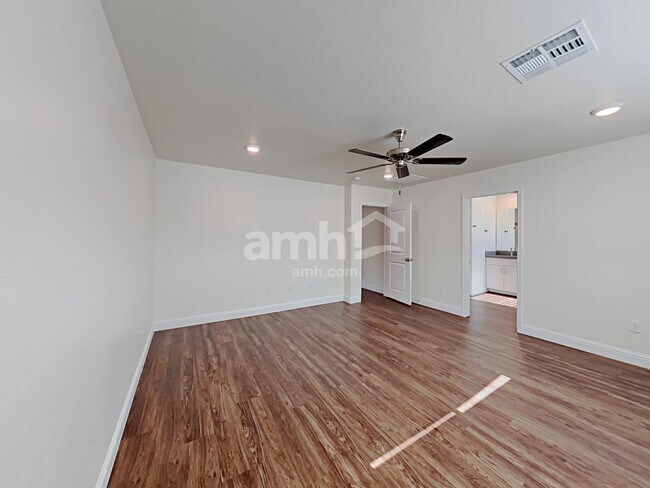 Building Photo - 723 Terrain Star Ave