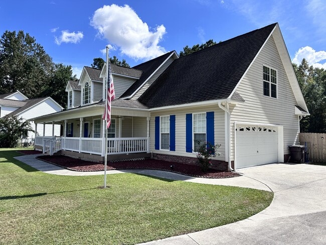 Building Photo - 304 Chisholm Trail