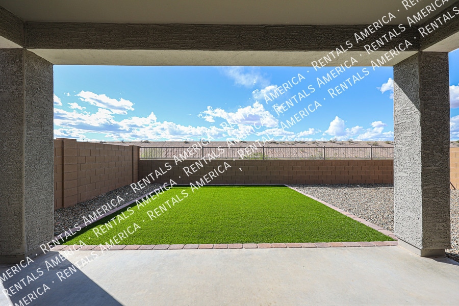 Building Photo - 18164 N Bell Pointe Blvd