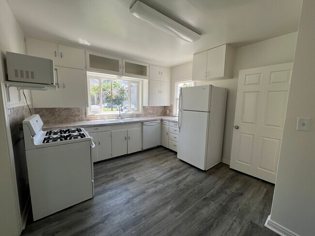 Upstairs kitchen - 257 N 500 E