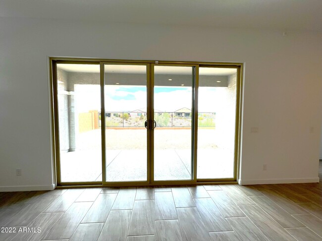 Building Photo - 12509 W Via Caballo Blanco