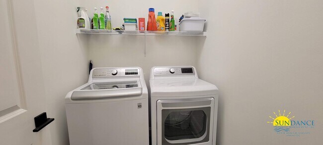 Building Photo - Luxury Living - Highly Desired Watersound Origins!