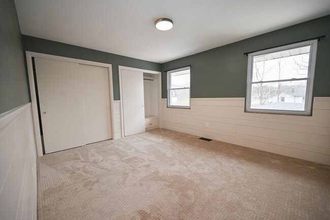 Building Photo - 7011 Stadium Dr