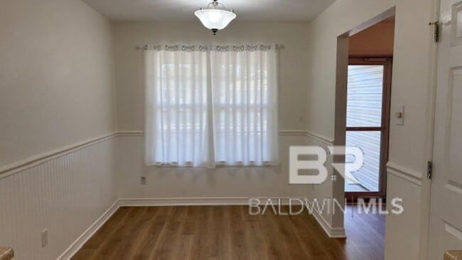 Building Photo - 508 Westchase Ct N