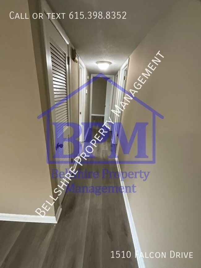 Building Photo - 1510 Falcon Dr