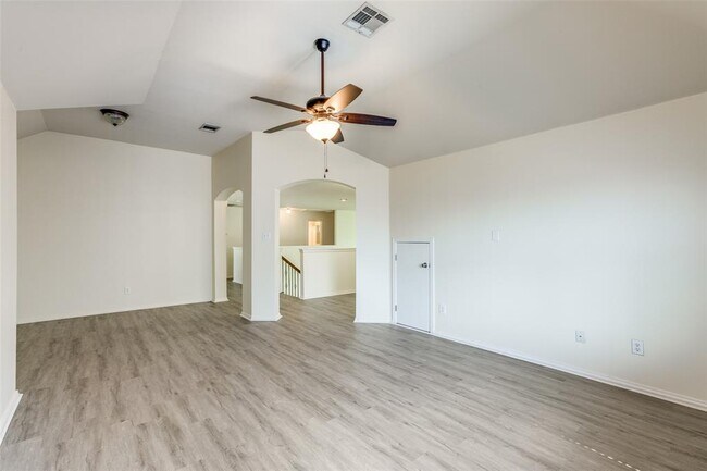Building Photo - 20428 Crooked Stick Dr