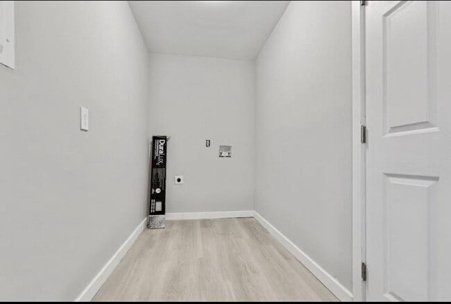 Building Photo - 1382 Bennett Rd