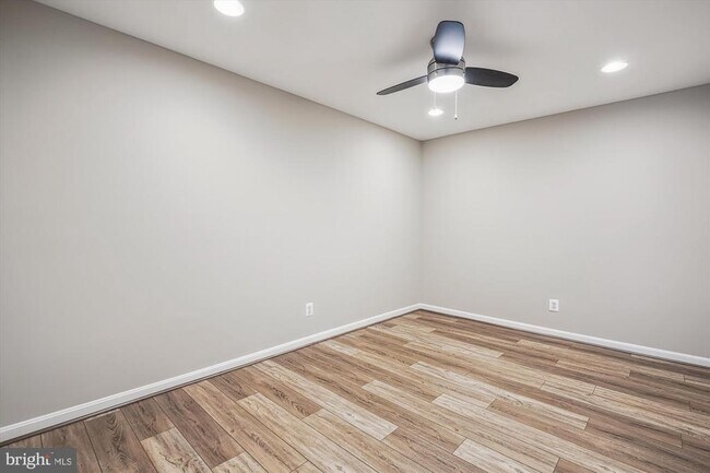 Building Photo - 2973 Myrtlewood Dr