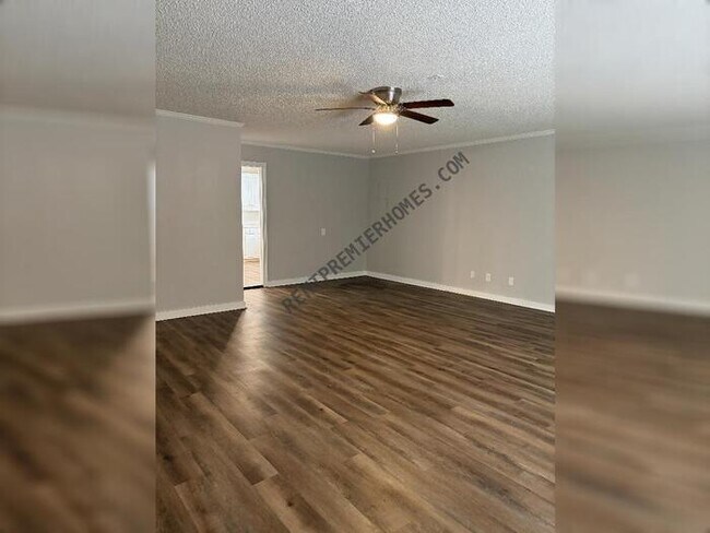 Building Photo - 3611 Pelton Rd