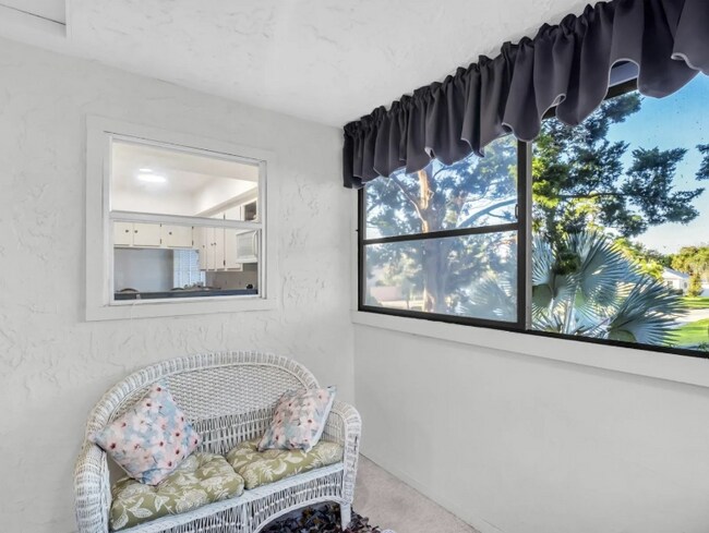 Building Photo - 616 Windrush Bay Dr
