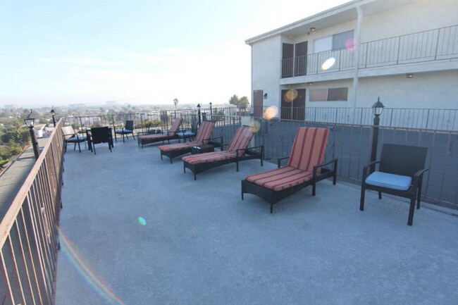 Building Photo - 3111 4th St