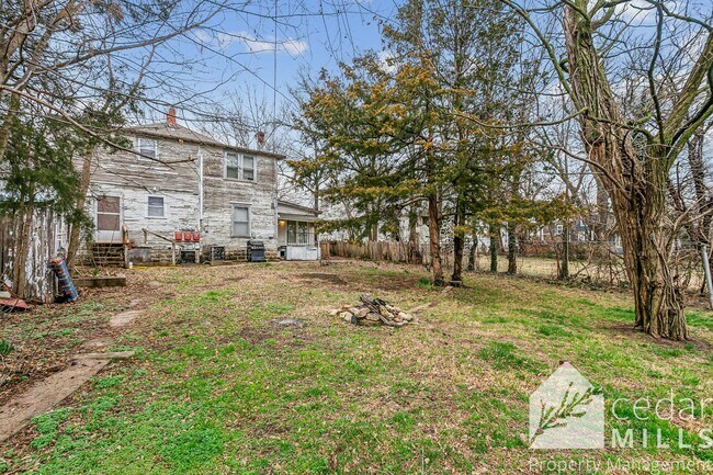 Building Photo - 1723 N Holyoke St