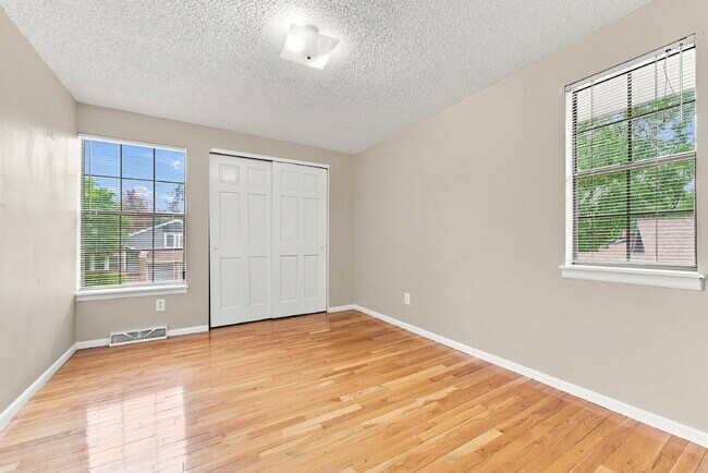 Building Photo - $2,940.95 - 3 bed 2.5 bath Home in Centennial with Central AC, and Great Backyard Space!