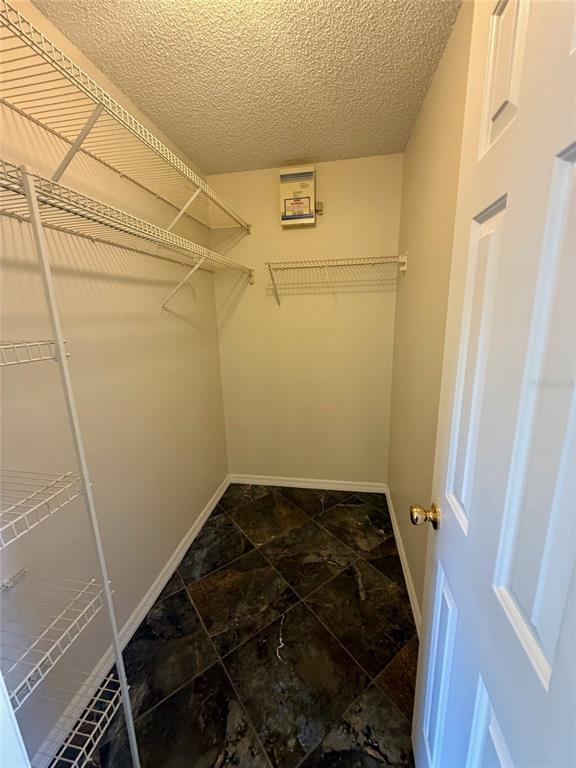 Building Photo - 809 Brightview Dr