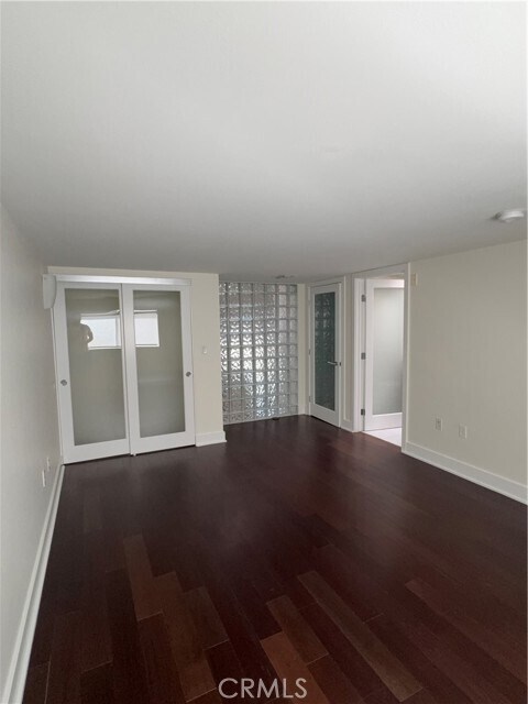 Building Photo - 600 Ridgeley Dr