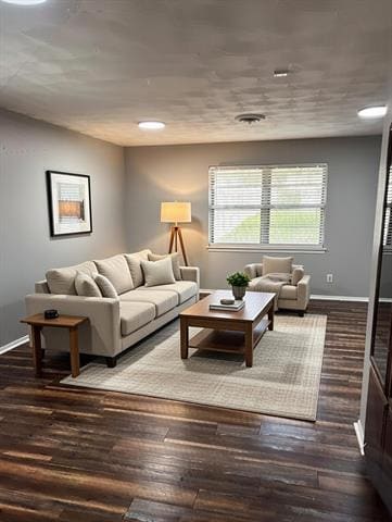 Building Photo - 10546 Mapleridge Dr