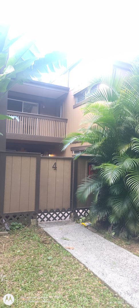 Building Photo - Beautiful 4 bed/ 2 bath/ 2 parking In Kaneohe