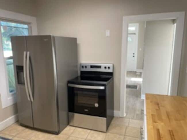 Building Photo - For Rent – Historic 3 Bed, 2 Bath Home Jus...