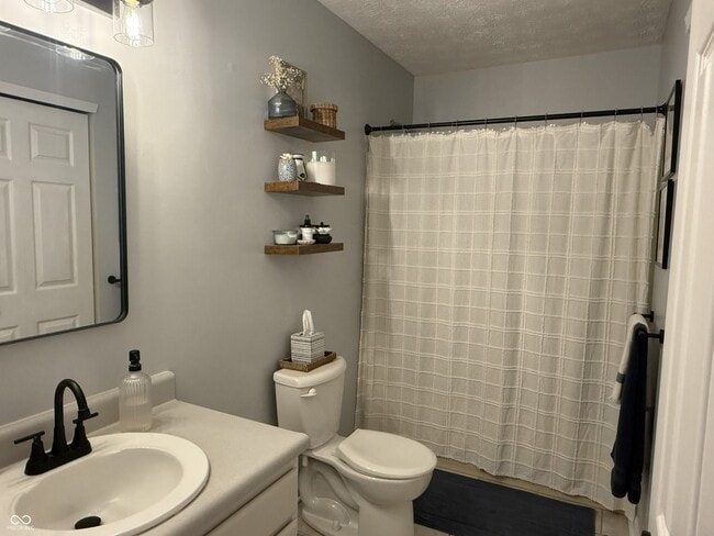 Building Photo - 12306 W Ridge Cir