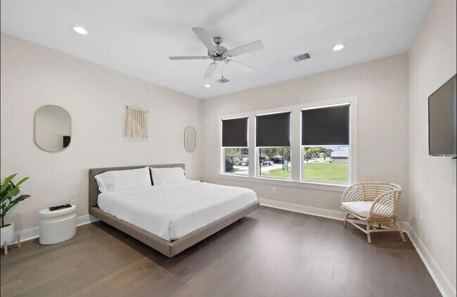 Building Photo - 3703b Bolin Rd