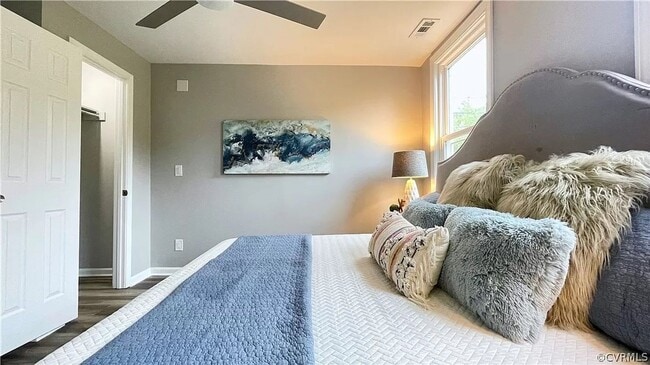 Building Photo - Beautiful Newly Renovated Home Available D...