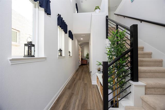 Building Photo - 11619 Chepstow Crescent Ct