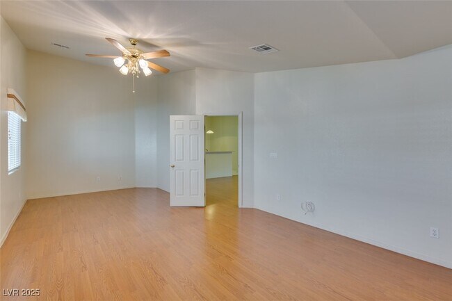 Building Photo - 10308 Juniper Creek Ln