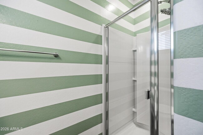 Building Photo - 668 N Sparrow Ct